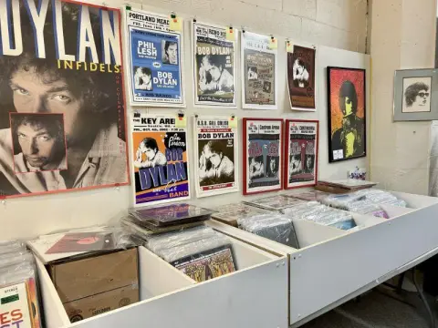 Photo from The EPIC Record Estate Collection - Part 2