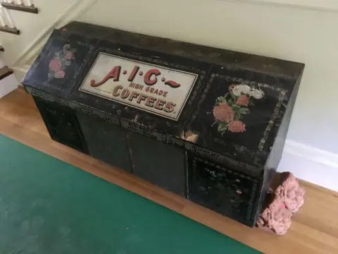 Photo from Janet Edwards Designs Estate Sale