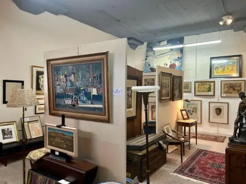 Photo from The William Reynolds Fine Art Collection
